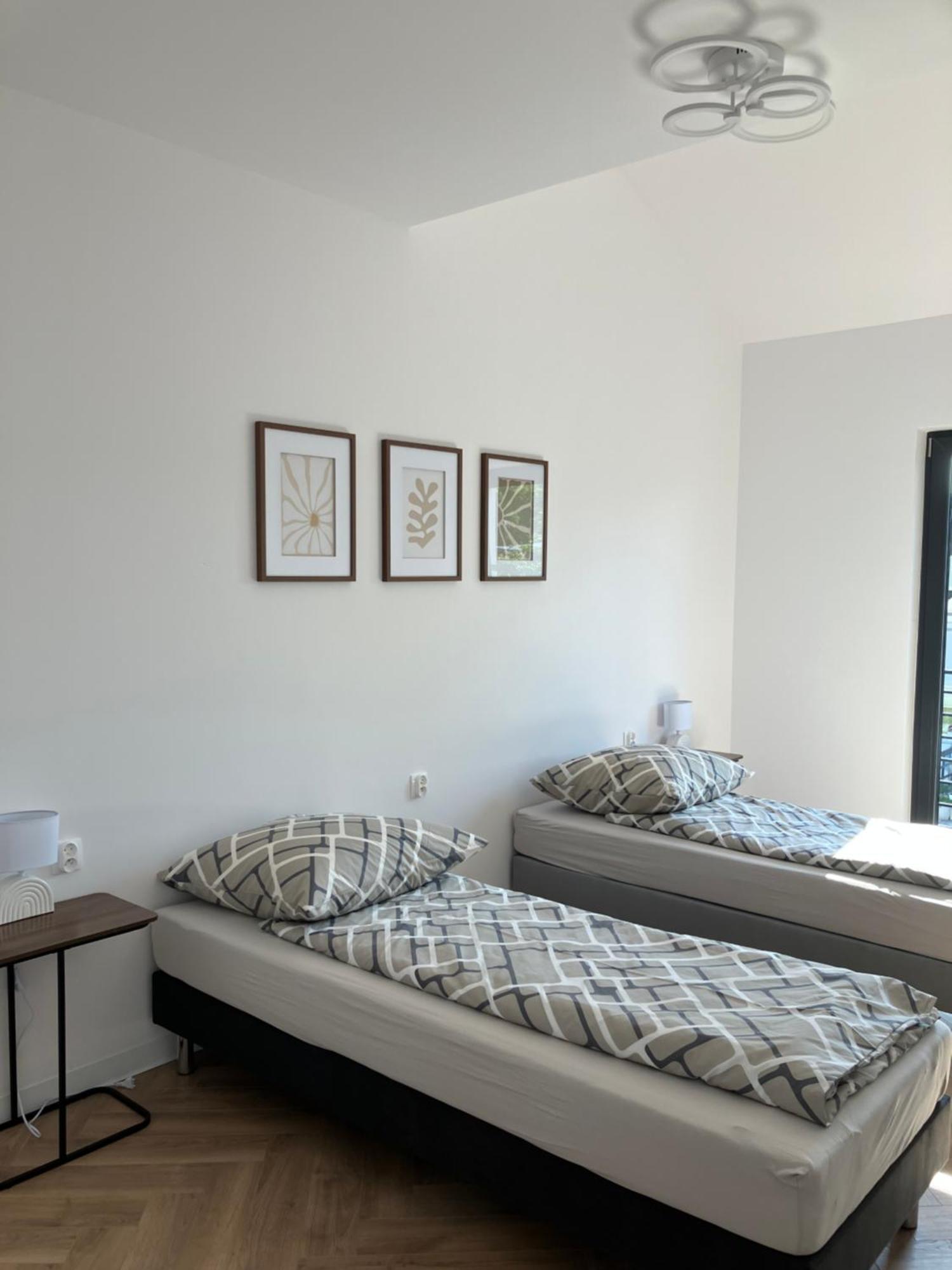 Agat Pokoje Goscinne Apartamenty Pobierowo Ngoại thất bức ảnh